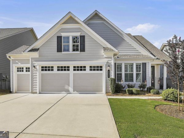 333 Cottonwood Circle, Peachtree City, GA 30269