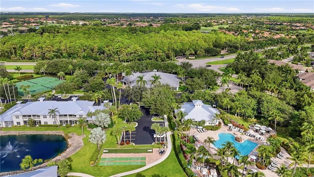 7920 Mahogany Run Ln, Unit 1015, Naples, FL 34113 Photo