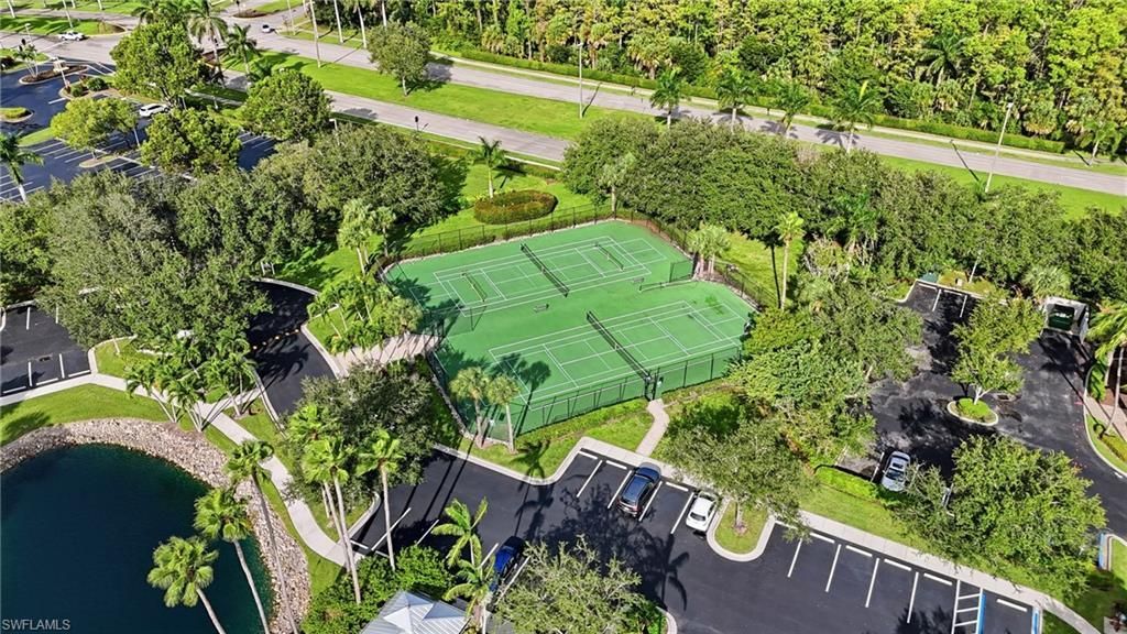 7920 Mahogany Run Ln, Unit 1015, Naples, FL 34113 Photo