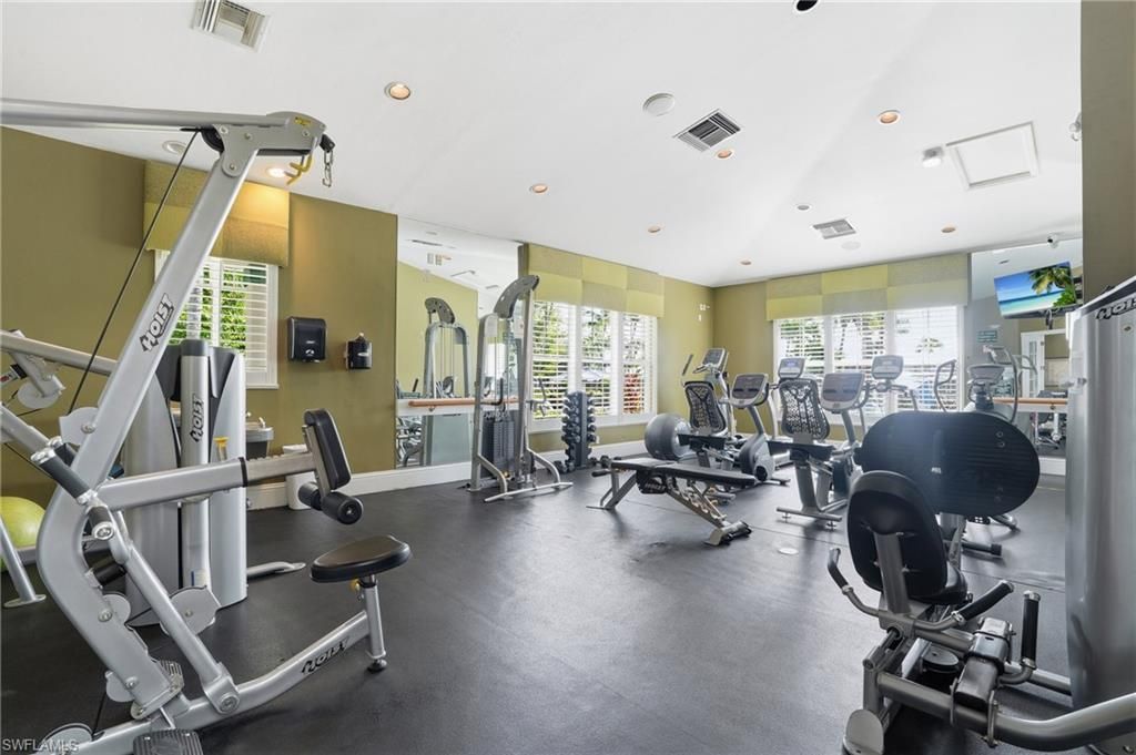 7920 Mahogany Run Ln, Unit 1015, Naples, FL 34113 Photo