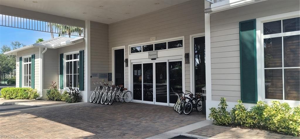 7920 Mahogany Run Ln, Unit 1015, Naples, FL 34113 Photo