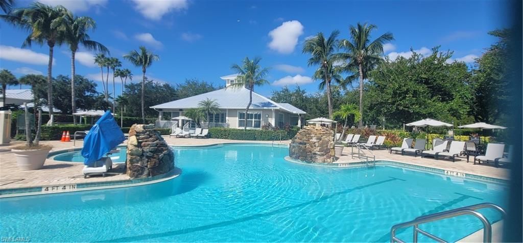 7920 Mahogany Run Ln, Unit 1015, Naples, FL 34113 Photo