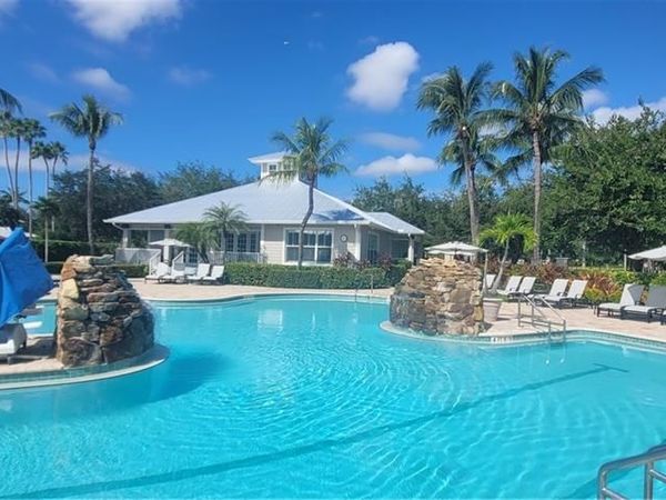 7920 Mahogany Run LN , Unit 1015, NAPLES, FL 34113