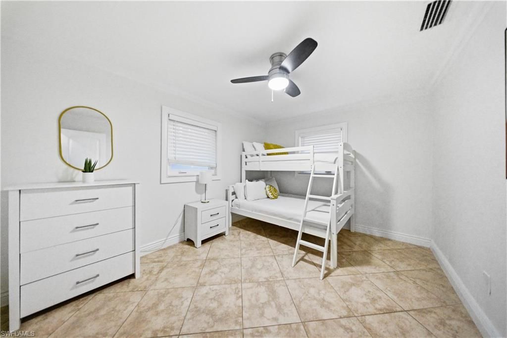 2473 Poinciana St, Naples, FL 34105 Photo
