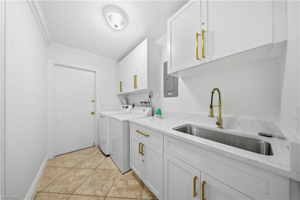 2473 Poinciana St, Naples, FL 34105 Photo