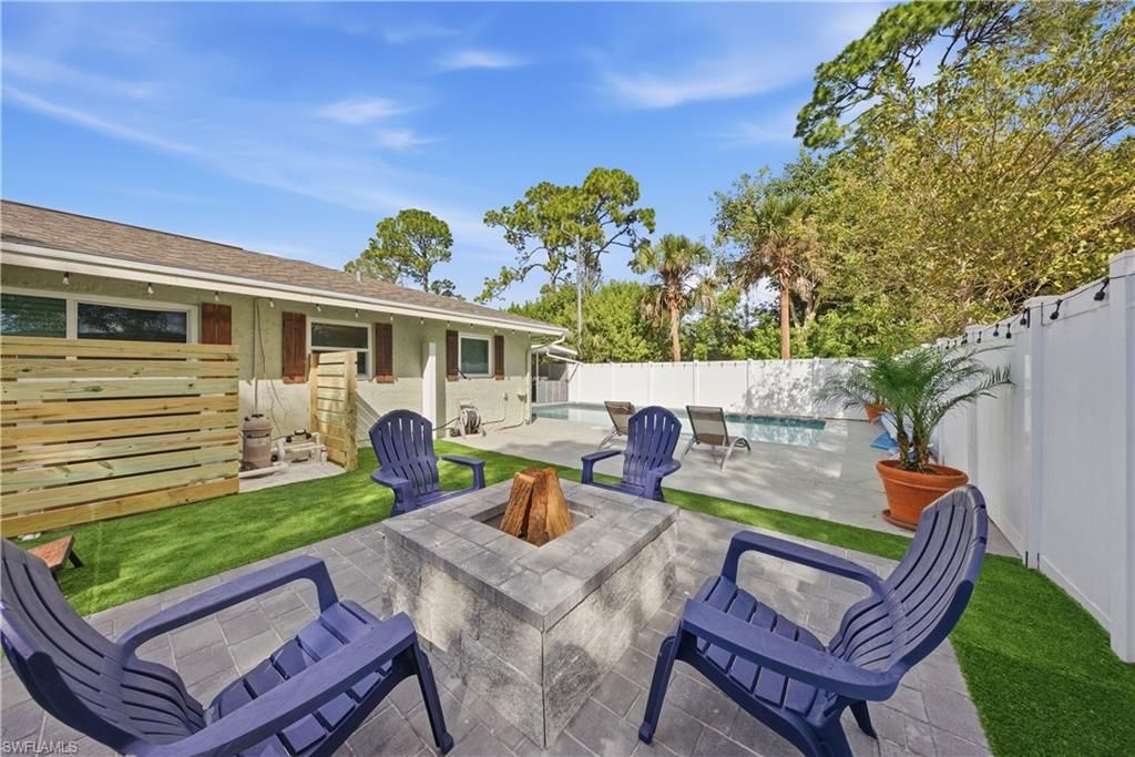 2473 Poinciana St, Naples, FL 34105 Photo