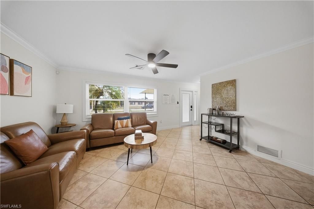 2473 Poinciana St, Naples, FL 34105 Photo