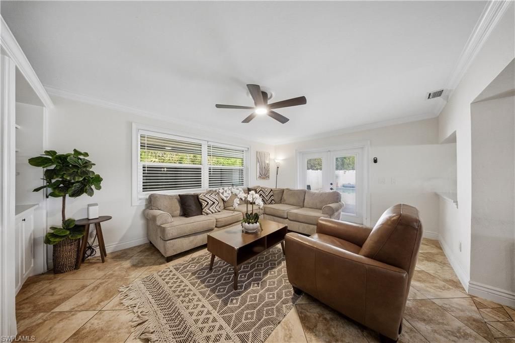 2473 Poinciana St, Naples, FL 34105 Photo