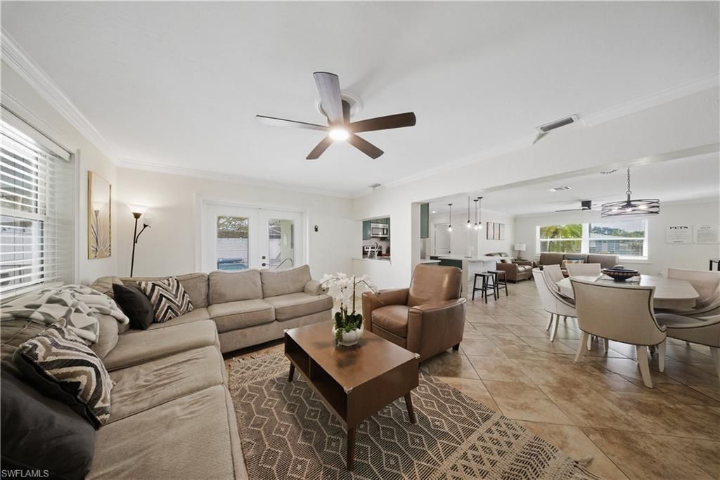2473 Poinciana St, Naples, FL 34105 Photo