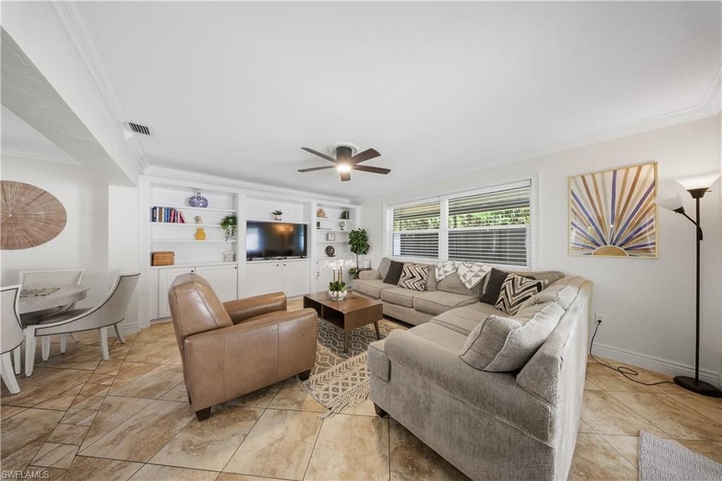 2473 Poinciana St, Naples, FL 34105 Photo