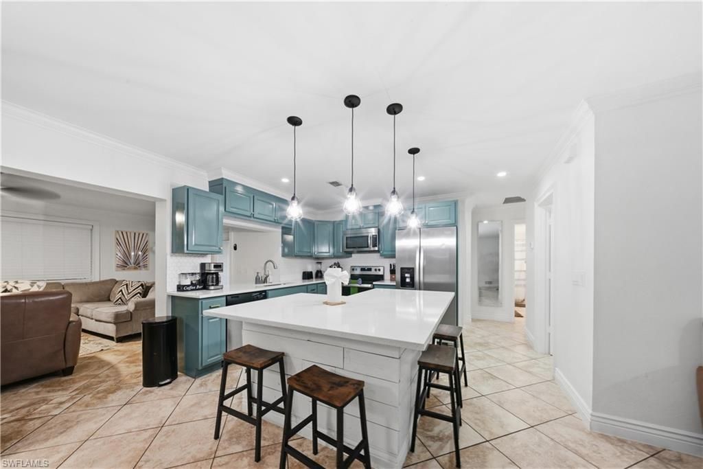 2473 Poinciana St, Naples, FL 34105 Photo