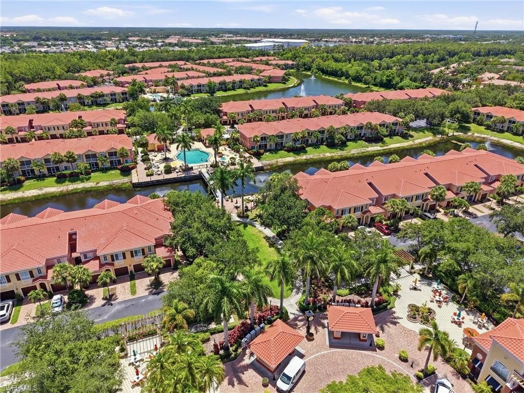 20121 Estero Gardens Cir , Unit 203, Estero, FL 33928 Photo