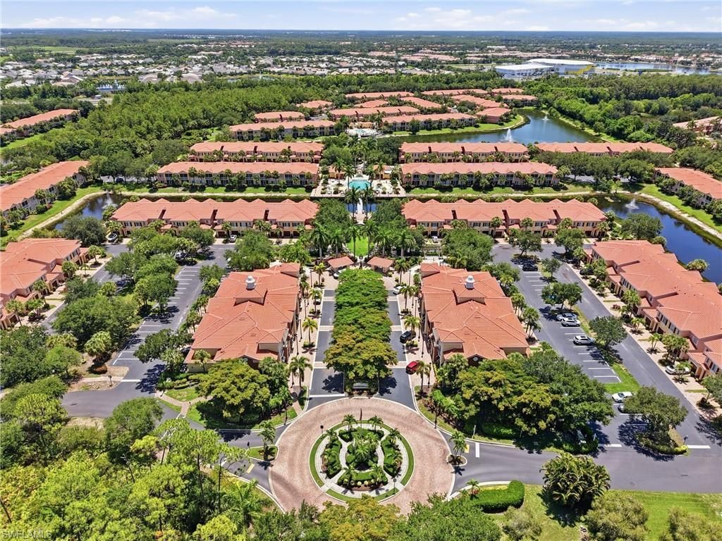 20121 Estero Gardens Cir , Unit 203, Estero, FL 33928 Photo
