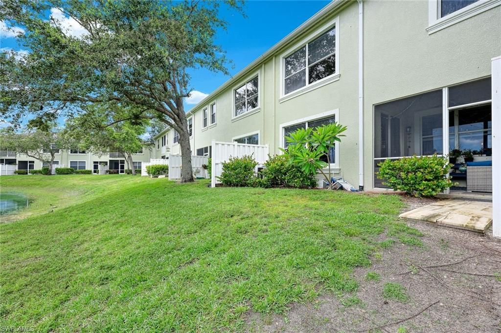 1430 Mariposa Cir, Unit 102, Naples, FL 34105 Photo