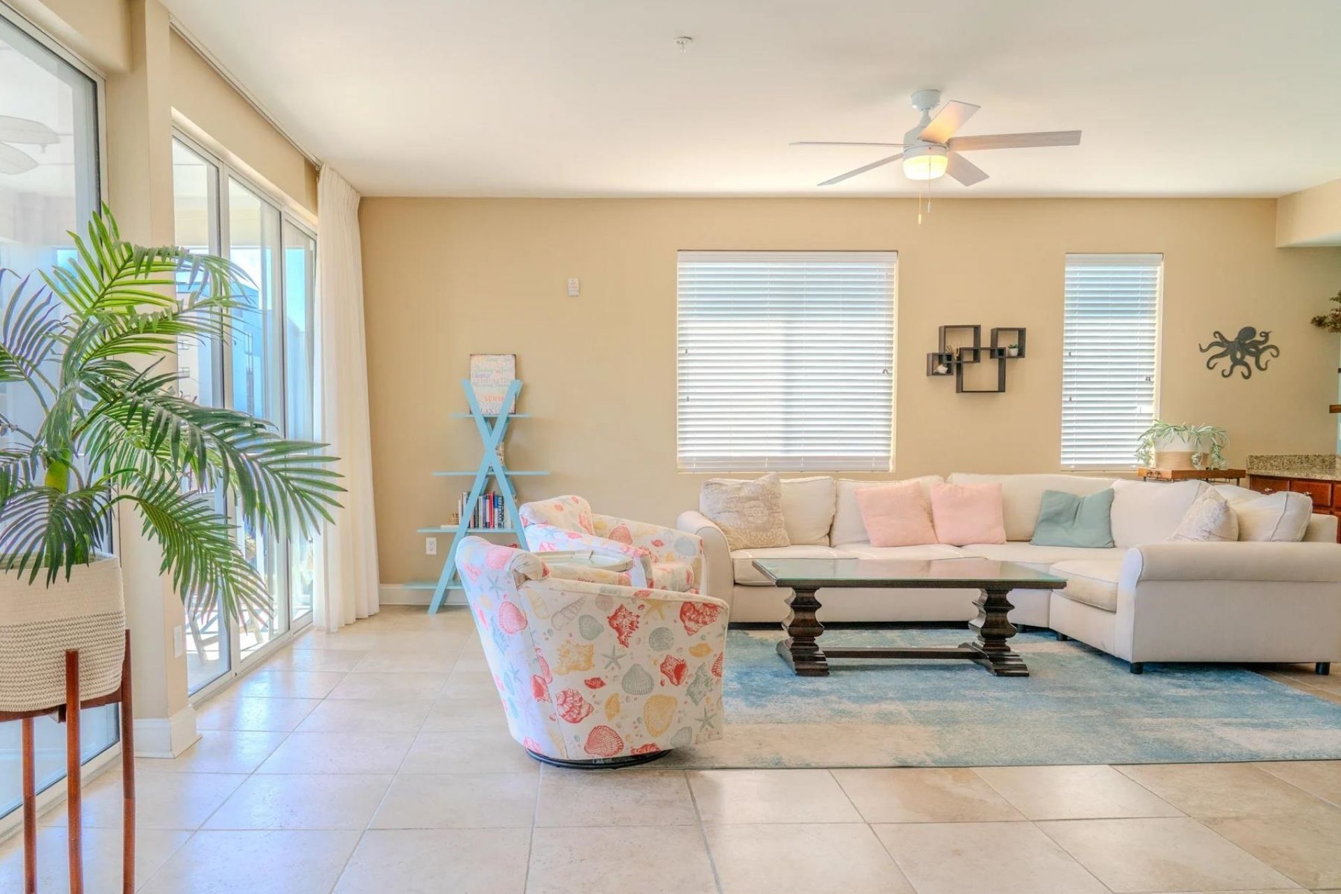 4604 Ocean Blvd.  Photo 17