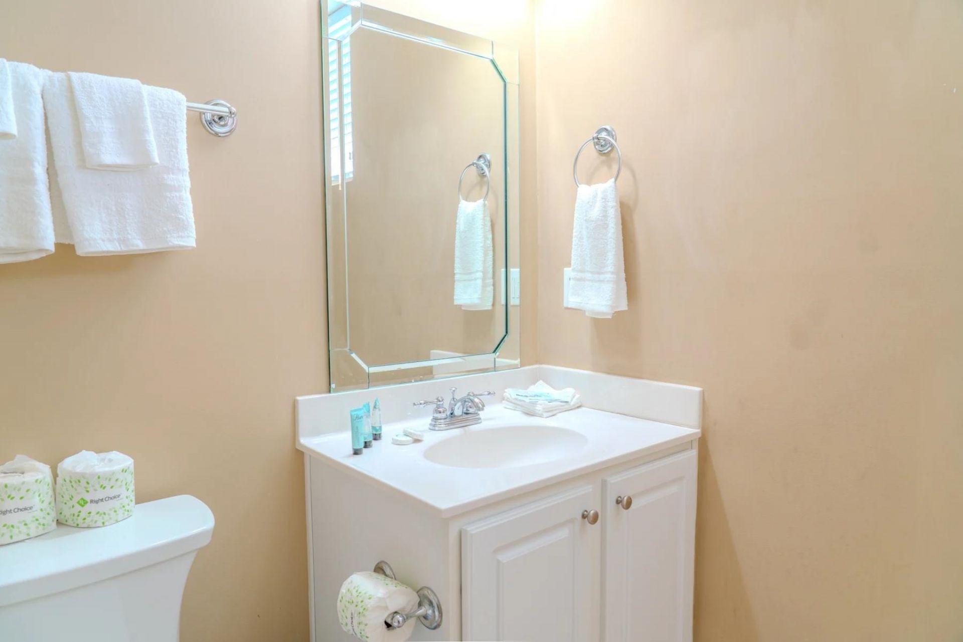 4604 Ocean Blvd.  Photo 45