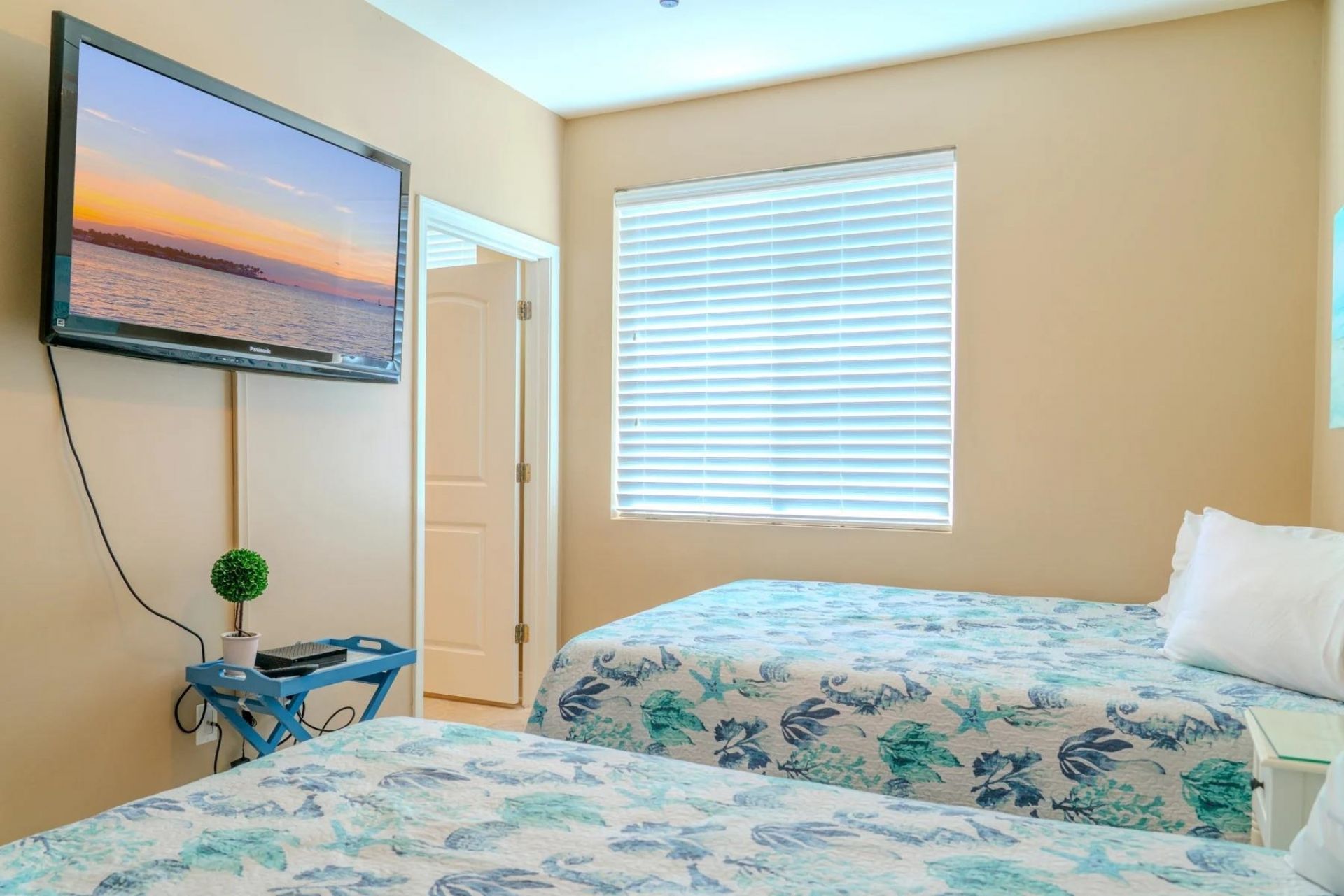 4604 Ocean Blvd.  Photo 61