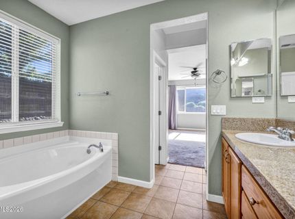 8070 Opal Station Drive, Reno, NV 89506 Photo