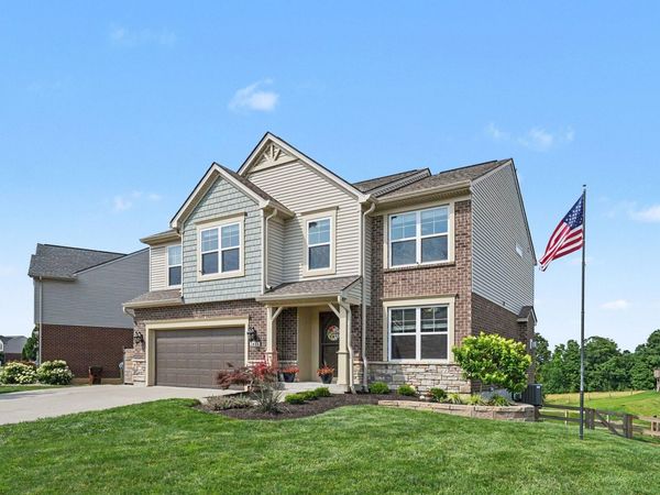 2423 Treetop Lane, Hebron, KY 41048