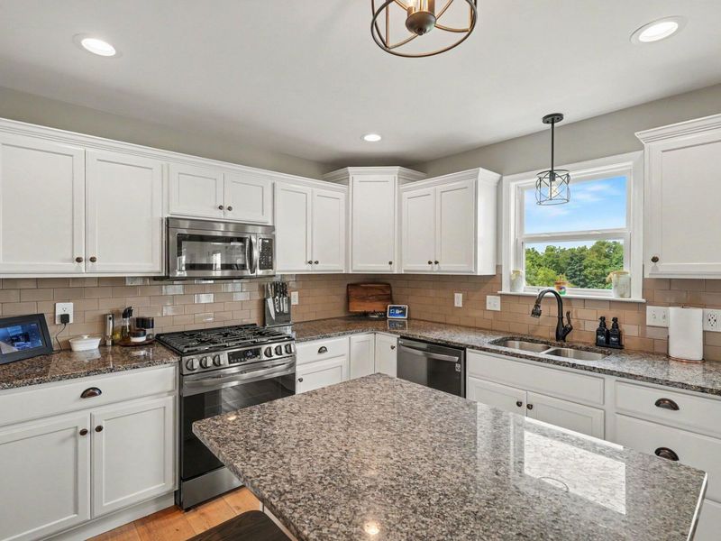 2423 Treetop Lane, Hebron, KY 41048 Photo 8