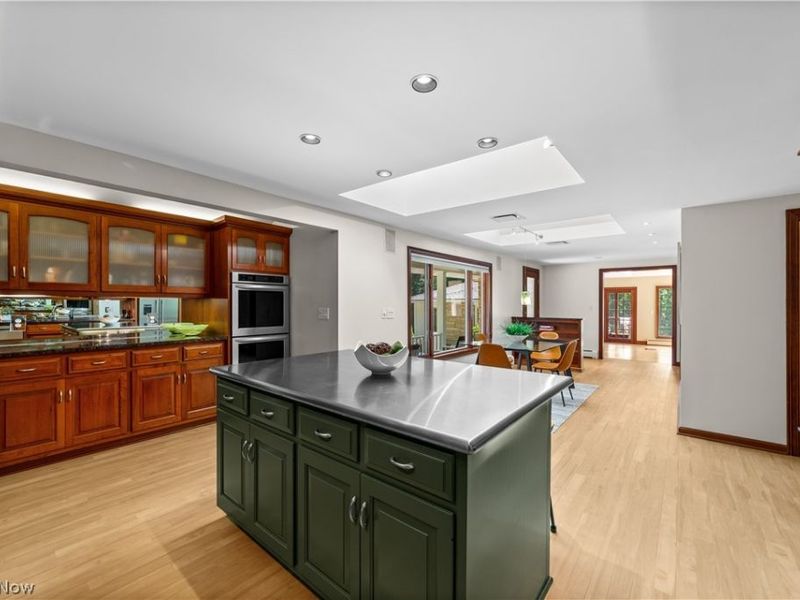17525 Haskins Road, Chagrin Falls, OH 44023 Photo 6