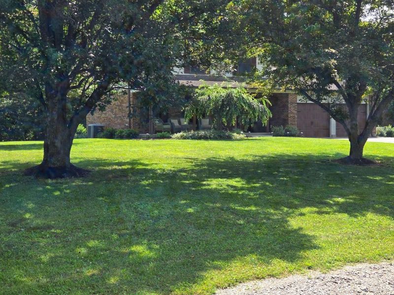 5680 Chestnut View Lane, Stonelick Twp, OH 45150 Photo 3