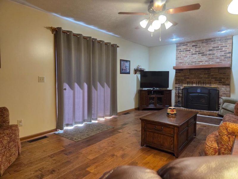 5680 Chestnut View Lane, Stonelick Twp, OH 45150 Photo 8