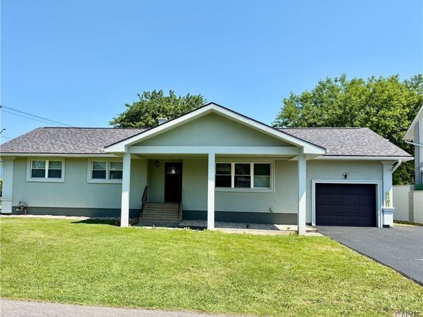 1210 Albany Street , Utica, NY 13501
