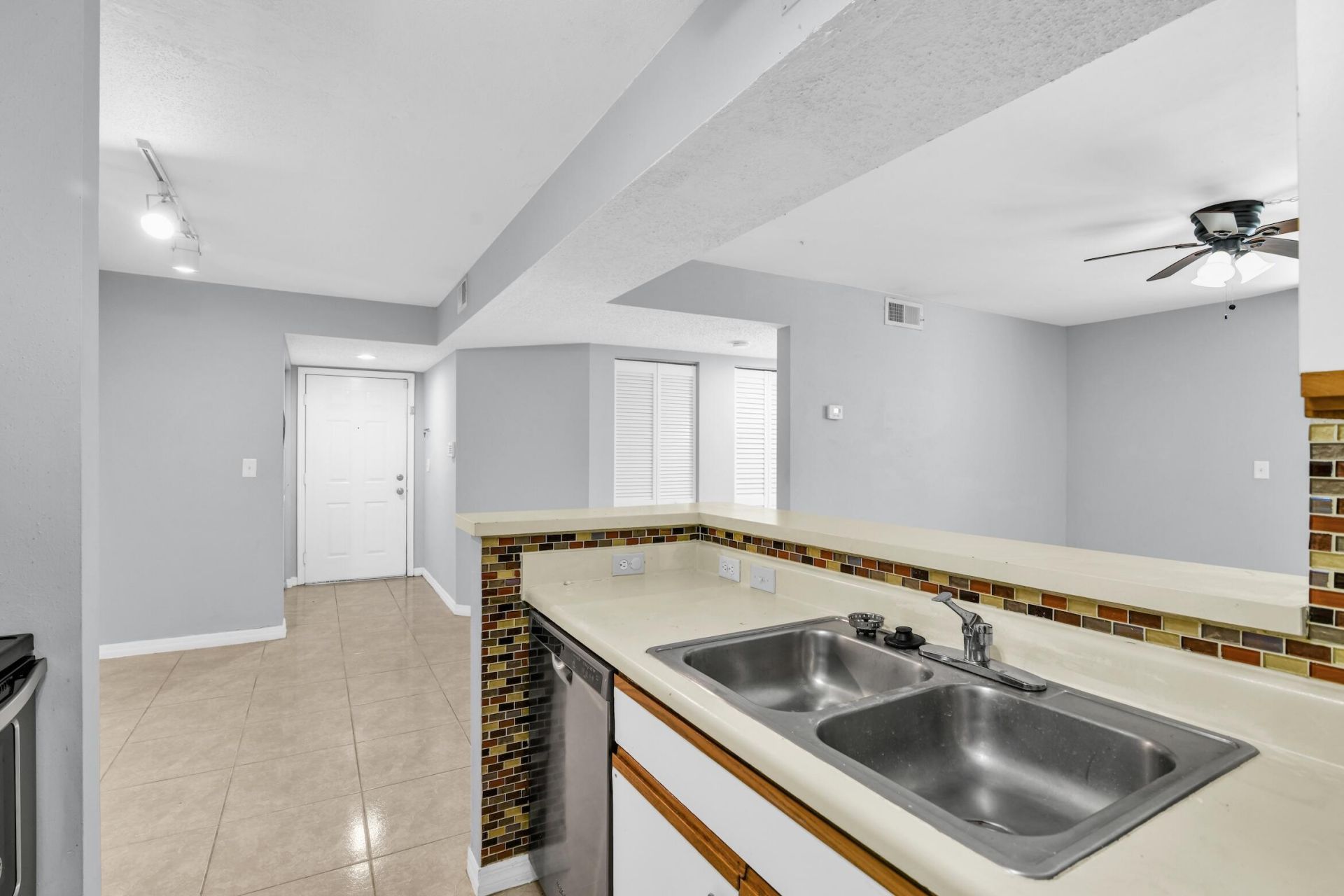 3995 W Mcnab Road, Unit B205, Pompano Beach, FL 33069 Photo