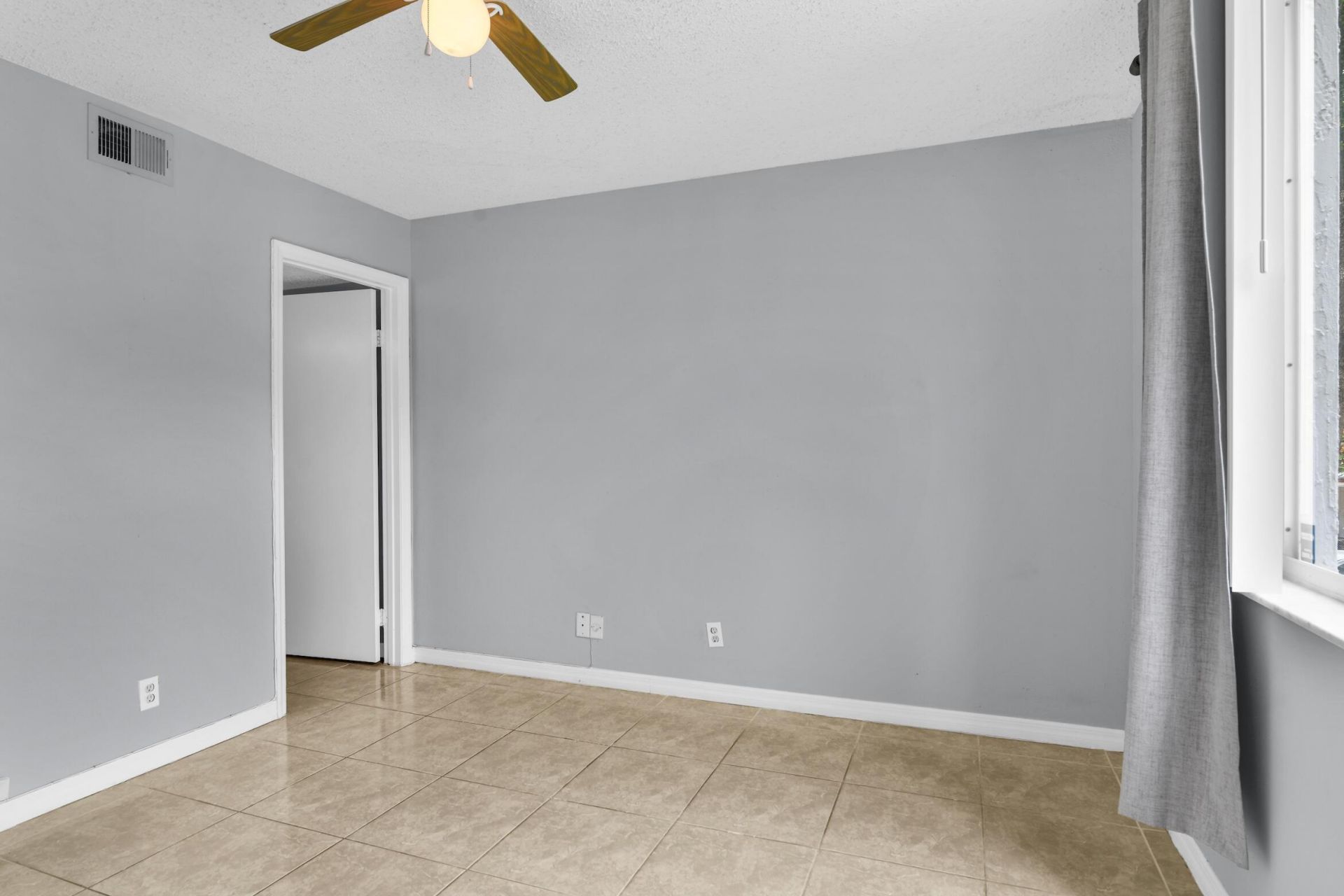 3995 W Mcnab Road, Unit B205, Pompano Beach, FL 33069 Photo