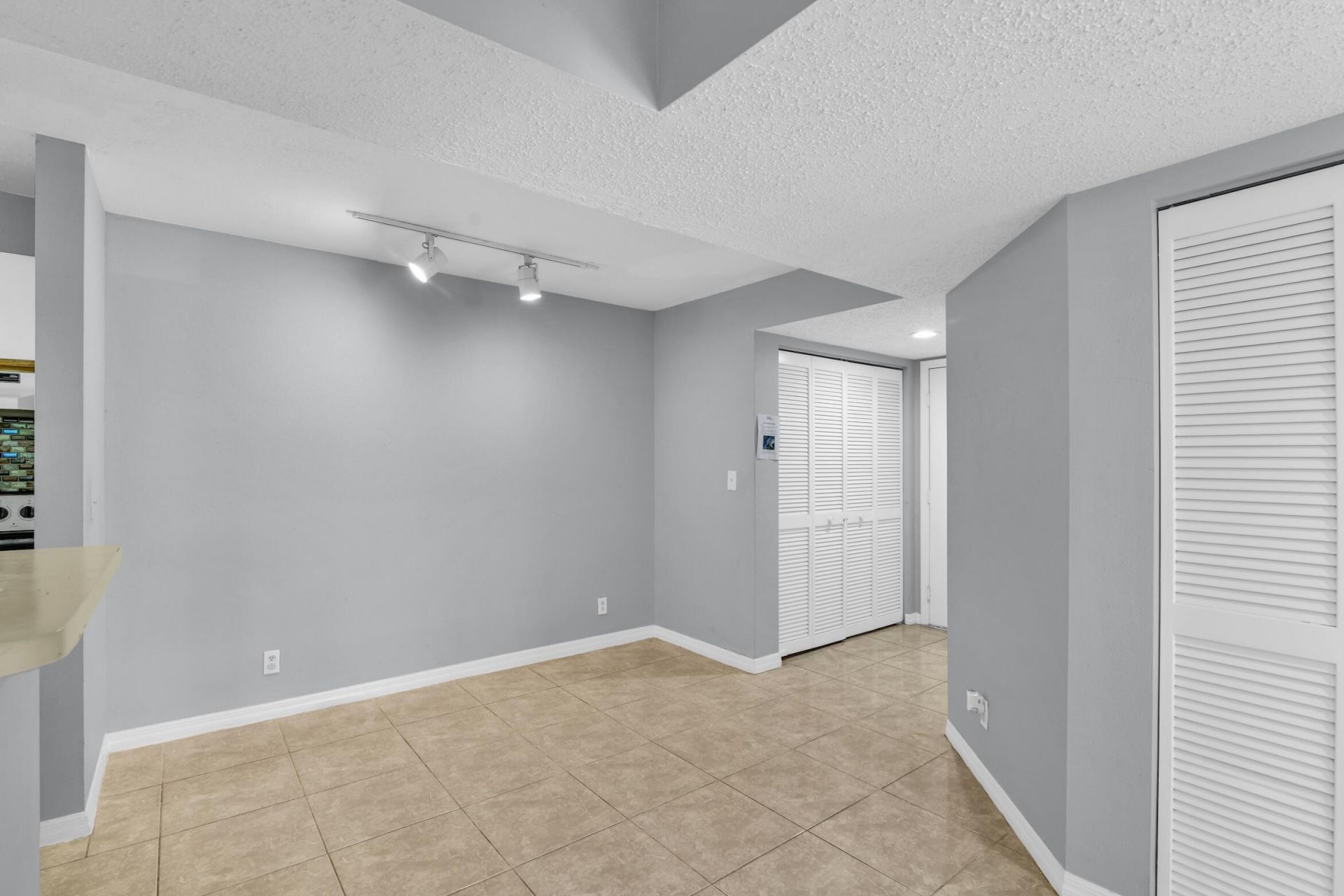 3995 W Mcnab Road, Unit B205, Pompano Beach, FL 33069 Photo