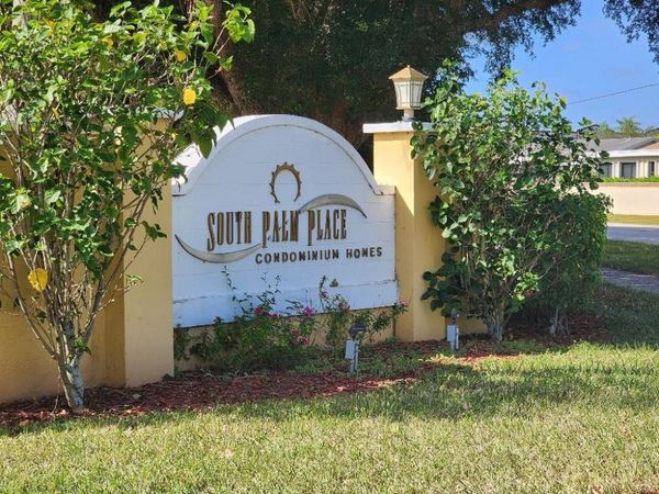 7630 Westwood Drive, Unit 328, Tamarac, FL 33321
