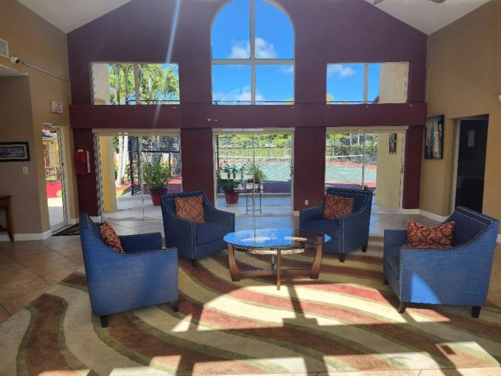 7630 Westwood Drive, Unit 328, Tamarac, FL 33321 Photo