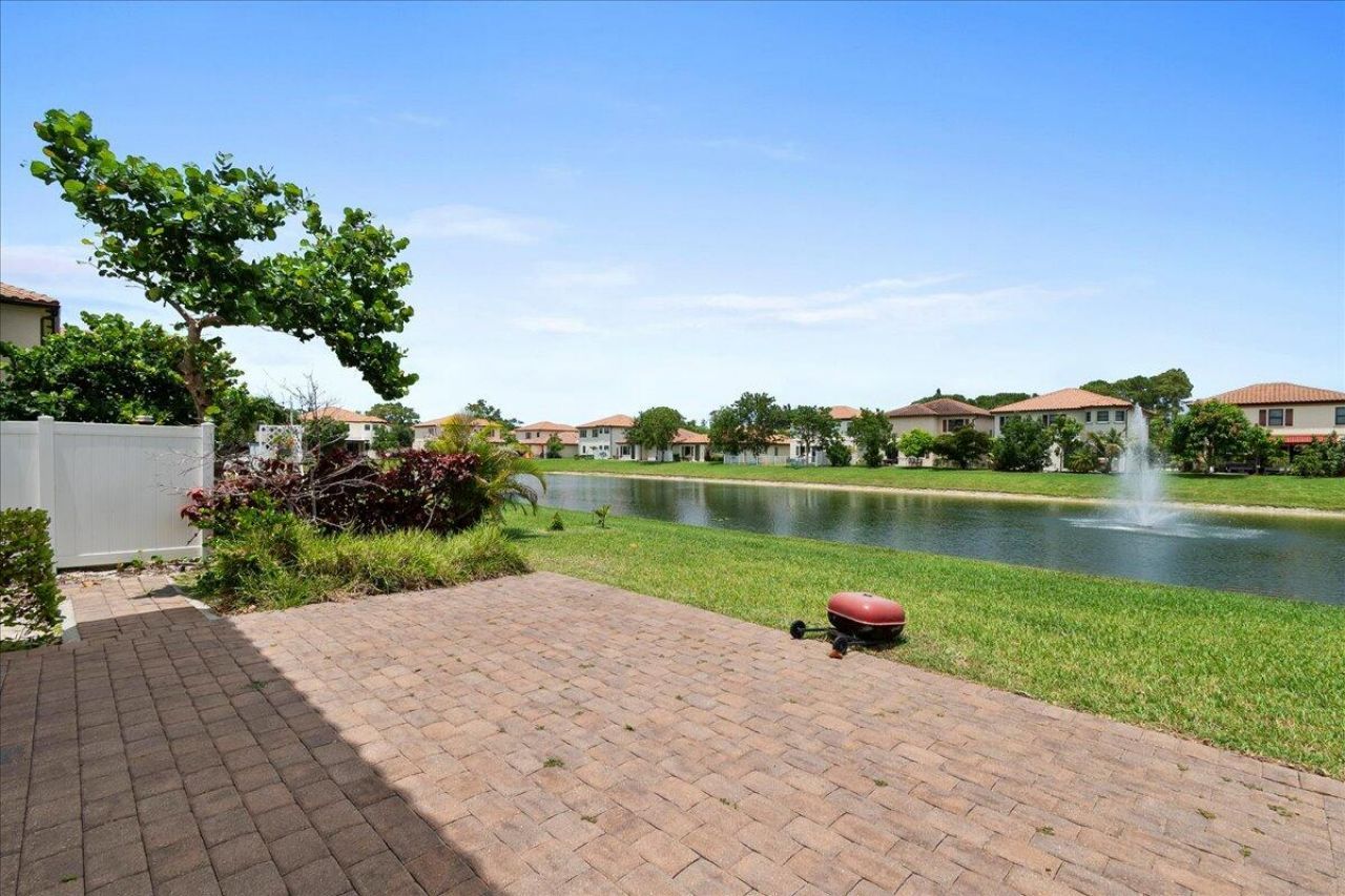 6021 Night Heron Court, Greenacres, FL 33415 Photo