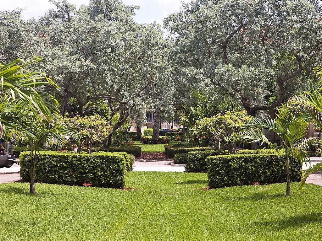 8305 NW 7th Court, Boca Raton, FL 33487 Photo