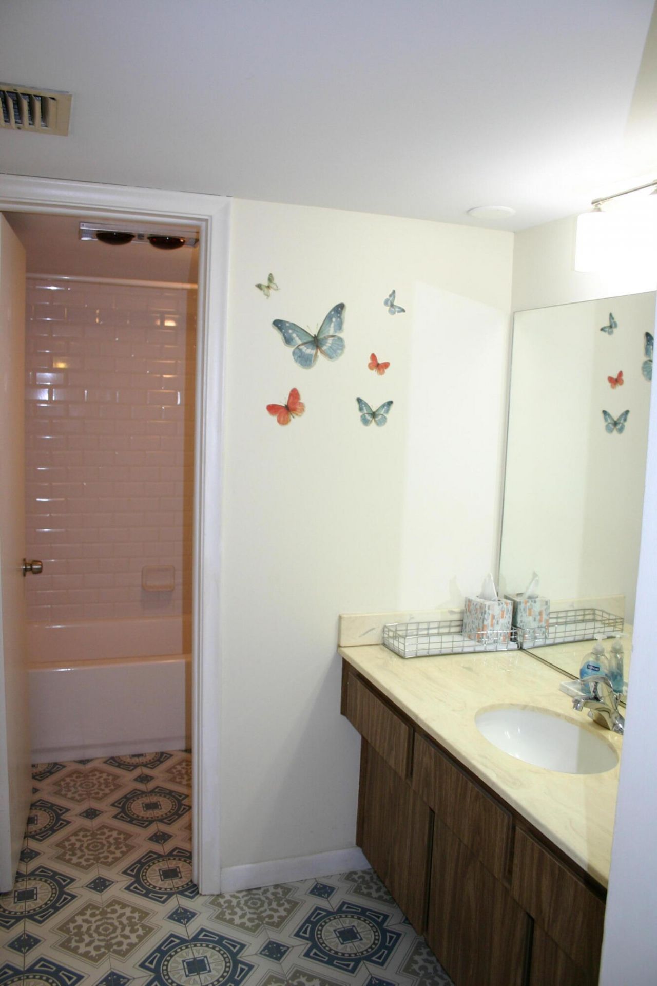 5570 Tamberlane Circle, Unit 130, Palm Beach Gardens, FL 33418 Photo