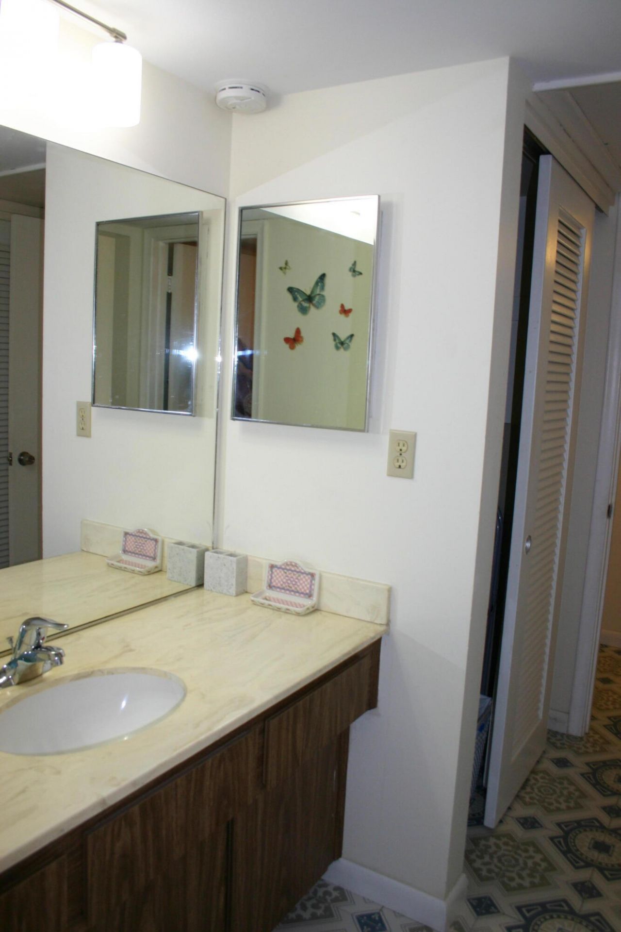 5570 Tamberlane Circle, Unit 130, Palm Beach Gardens, FL 33418 Photo