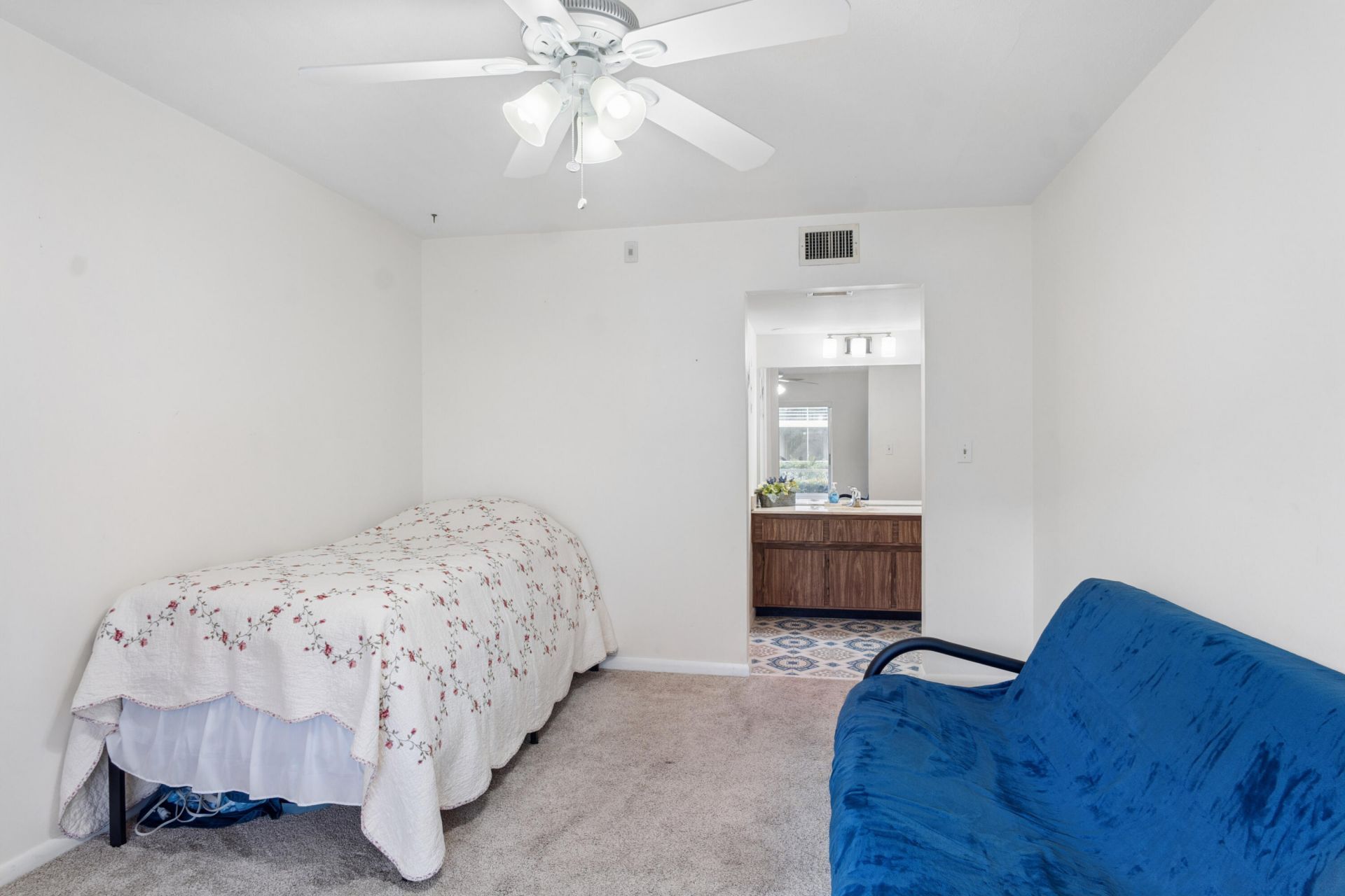 5570 Tamberlane Circle, Unit 130, Palm Beach Gardens, FL 33418 Photo