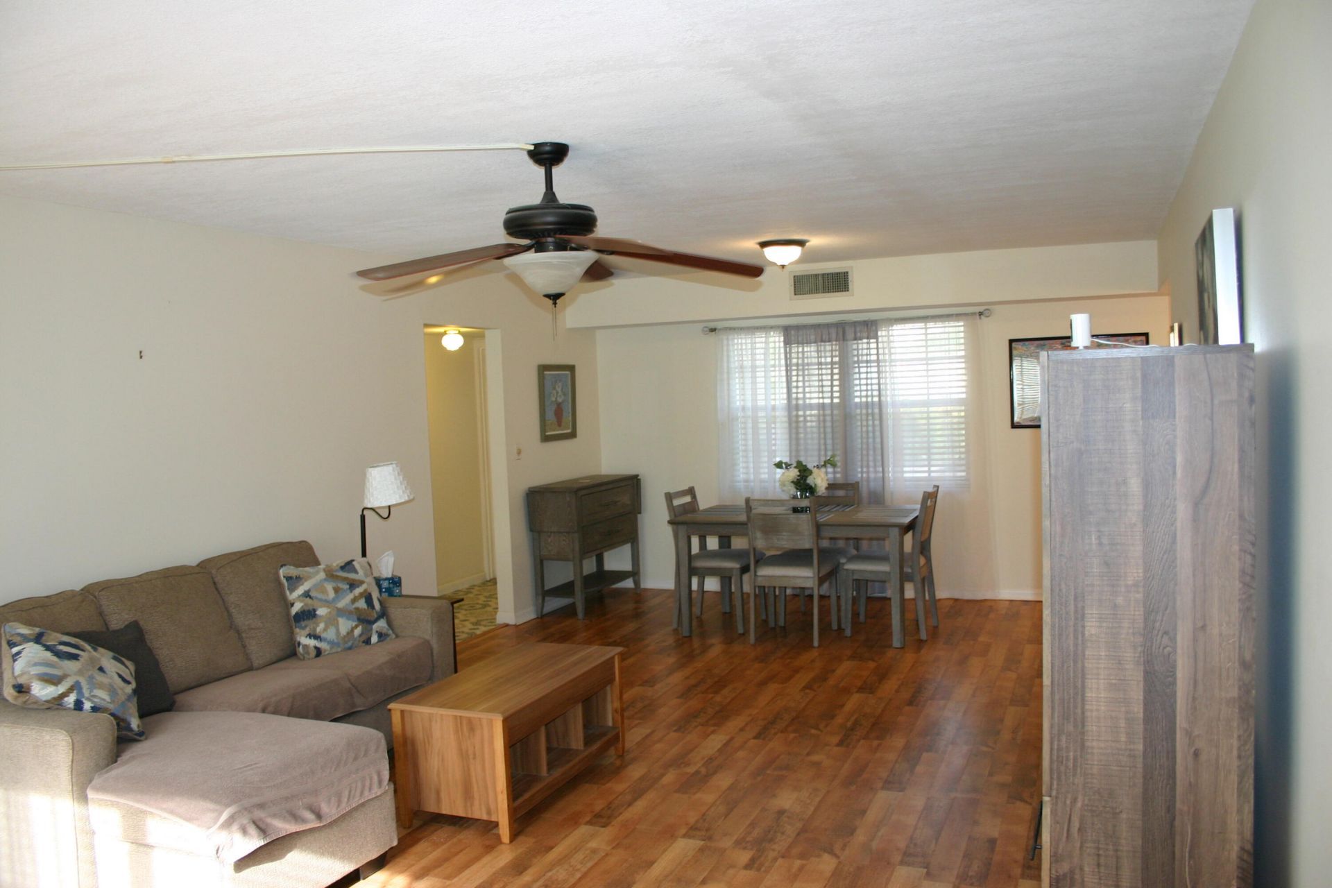 5570 Tamberlane Circle, Unit 130, Palm Beach Gardens, FL 33418 Photo