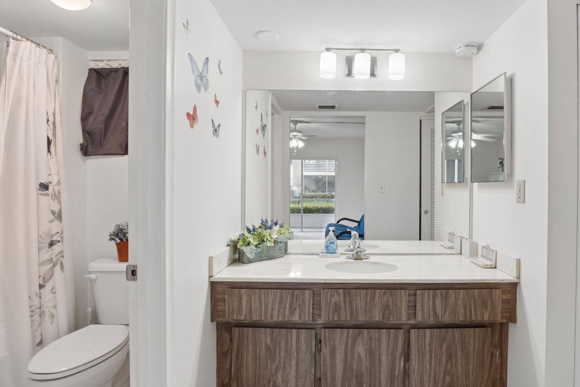 5570 Tamberlane Circle, Unit 130, Palm Beach Gardens, FL 33418 Photo