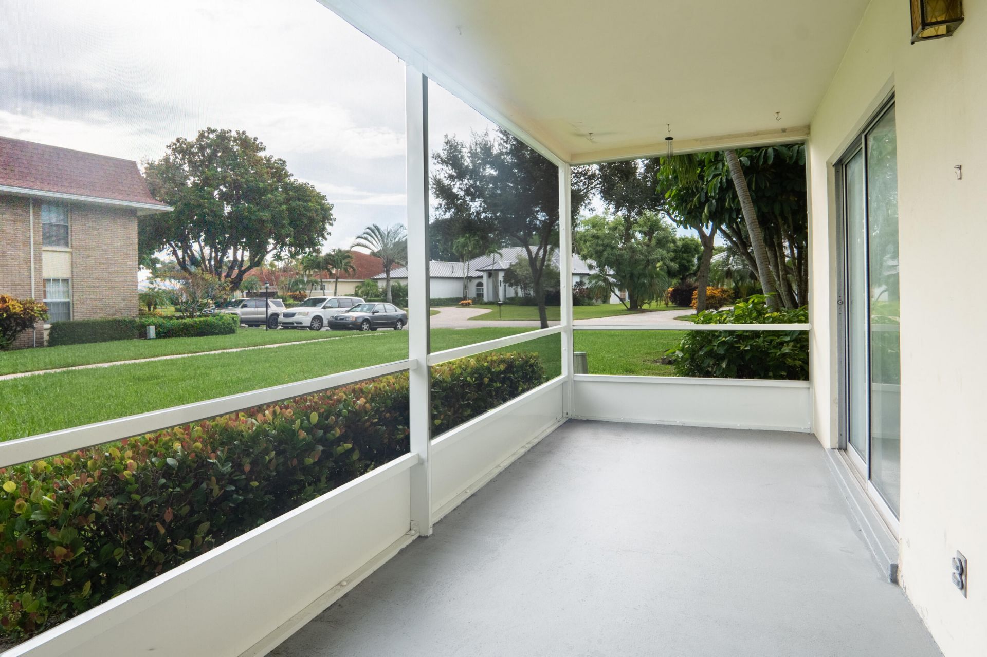 5570 Tamberlane Circle, Unit 130, Palm Beach Gardens, FL 33418 Photo