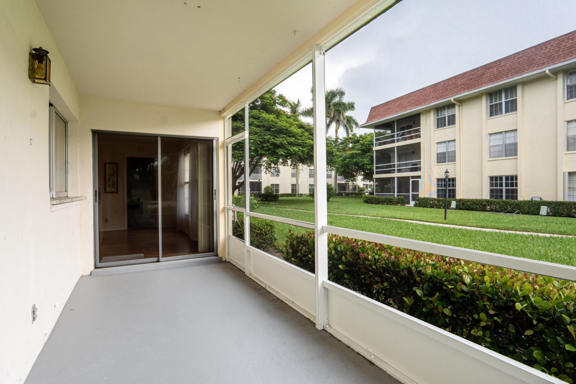 5570 Tamberlane Circle, Unit 130, Palm Beach Gardens, FL 33418 Photo