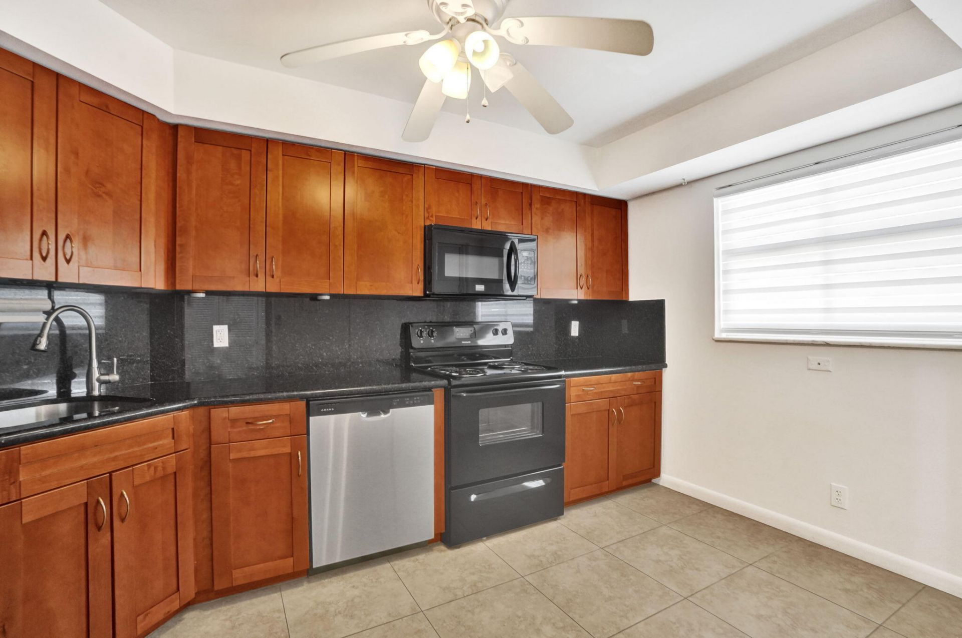 111 N Pompano Beach Boulevard, Unit 411, Pompano Beach, FL 33062 Photo