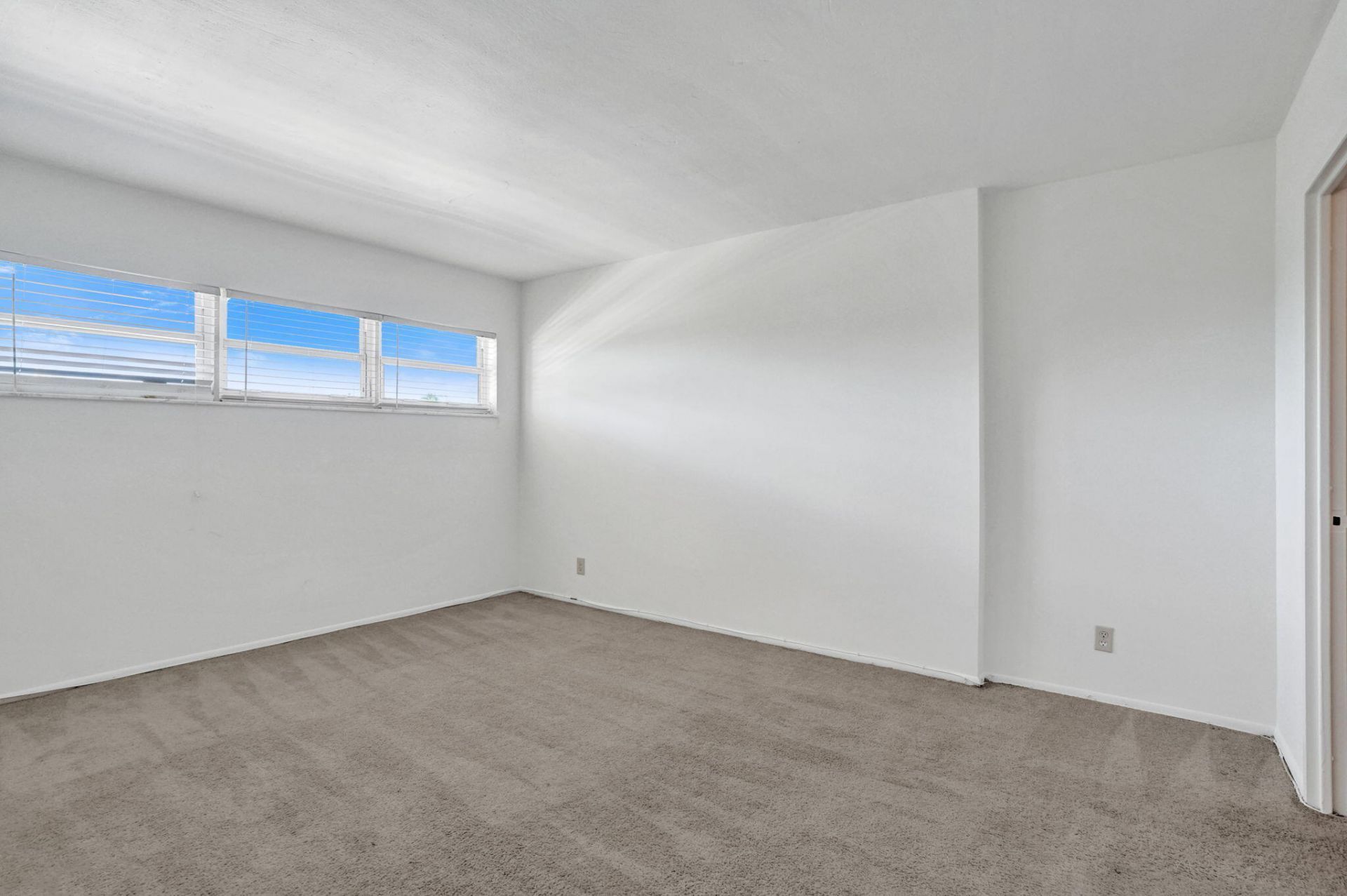 111 N Pompano Beach Boulevard, Unit 411, Pompano Beach, FL 33062 Photo