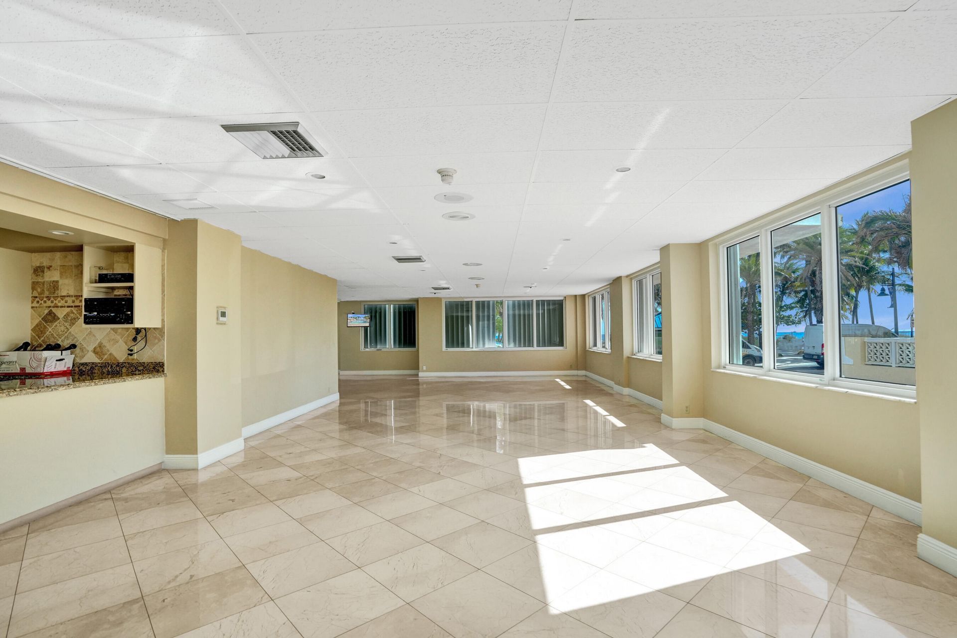 111 N Pompano Beach Boulevard, Unit 411, Pompano Beach, FL 33062 Photo