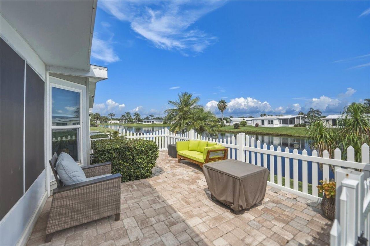 8475 Filifera Court, Port Saint Lucie, FL 34952 Photo
