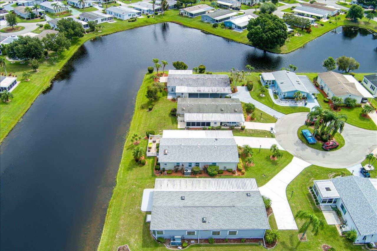 8475 Filifera Court, Port Saint Lucie, FL 34952 Photo