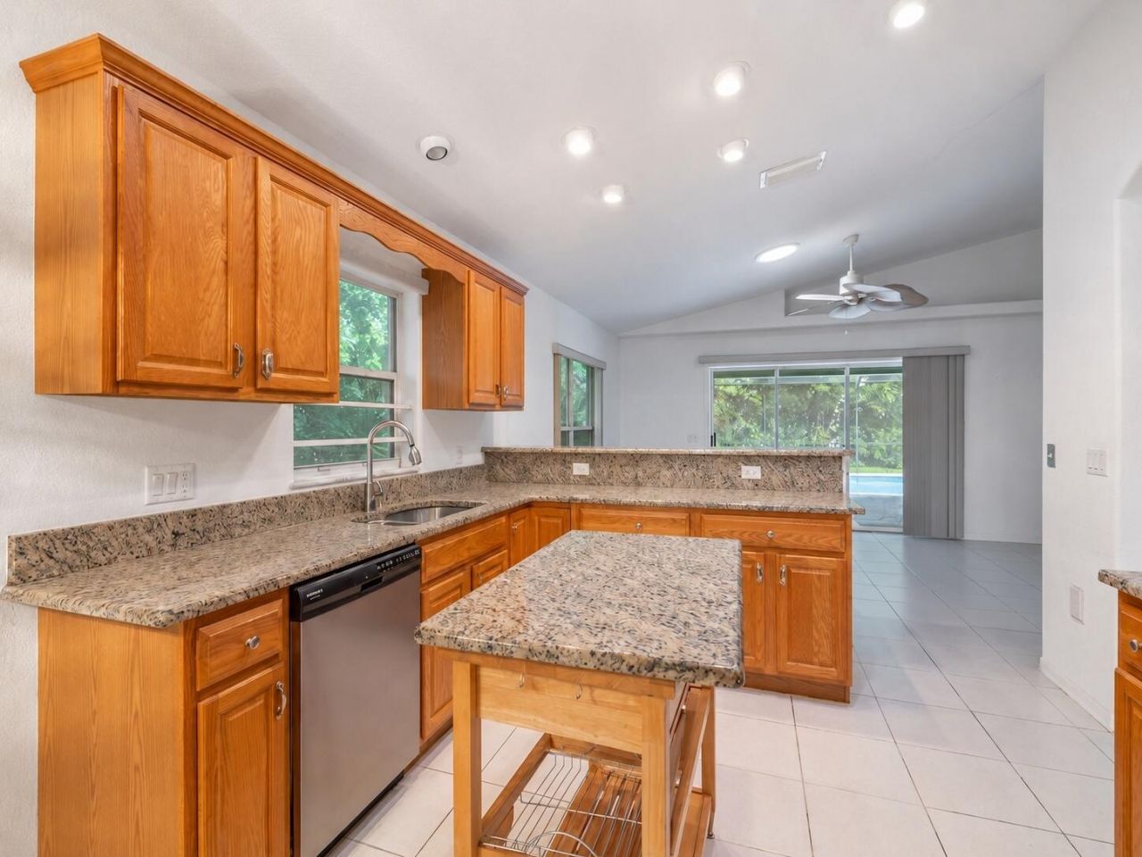 5850 39th Lane, Vero Beach, FL 32966 Photo