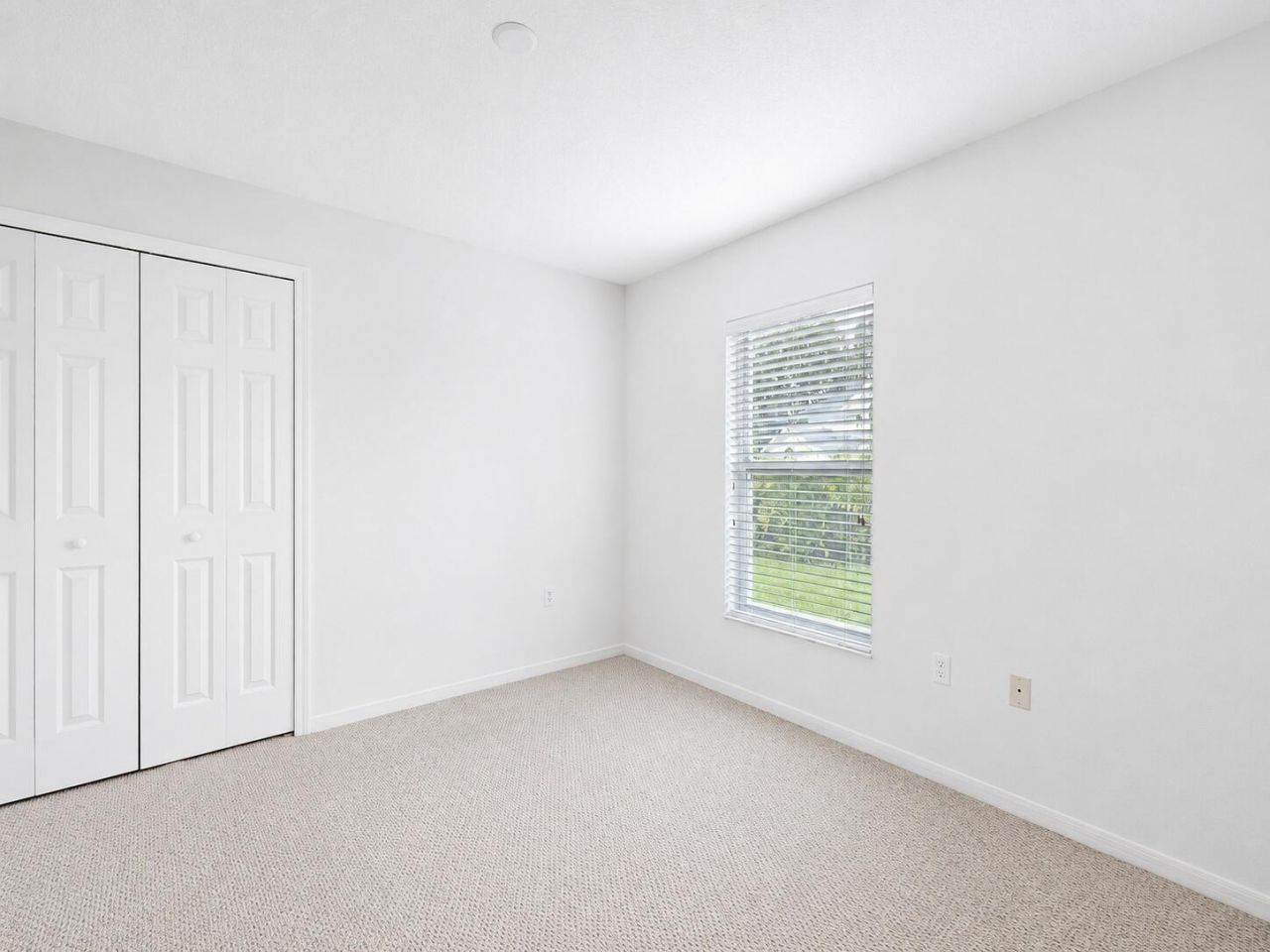5850 39th Lane, Vero Beach, FL 32966 Photo