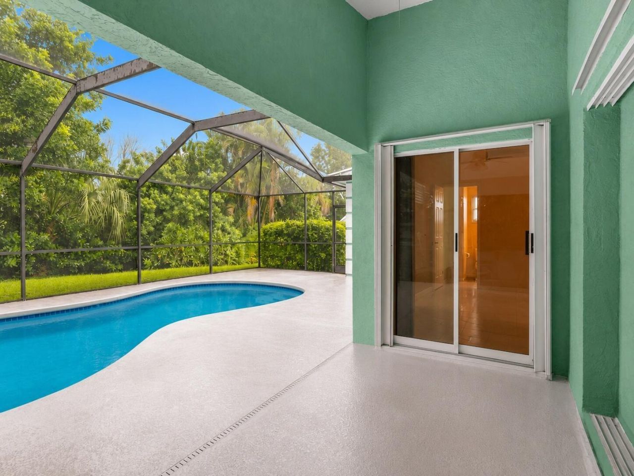 5850 39th Lane, Vero Beach, FL 32966 Photo